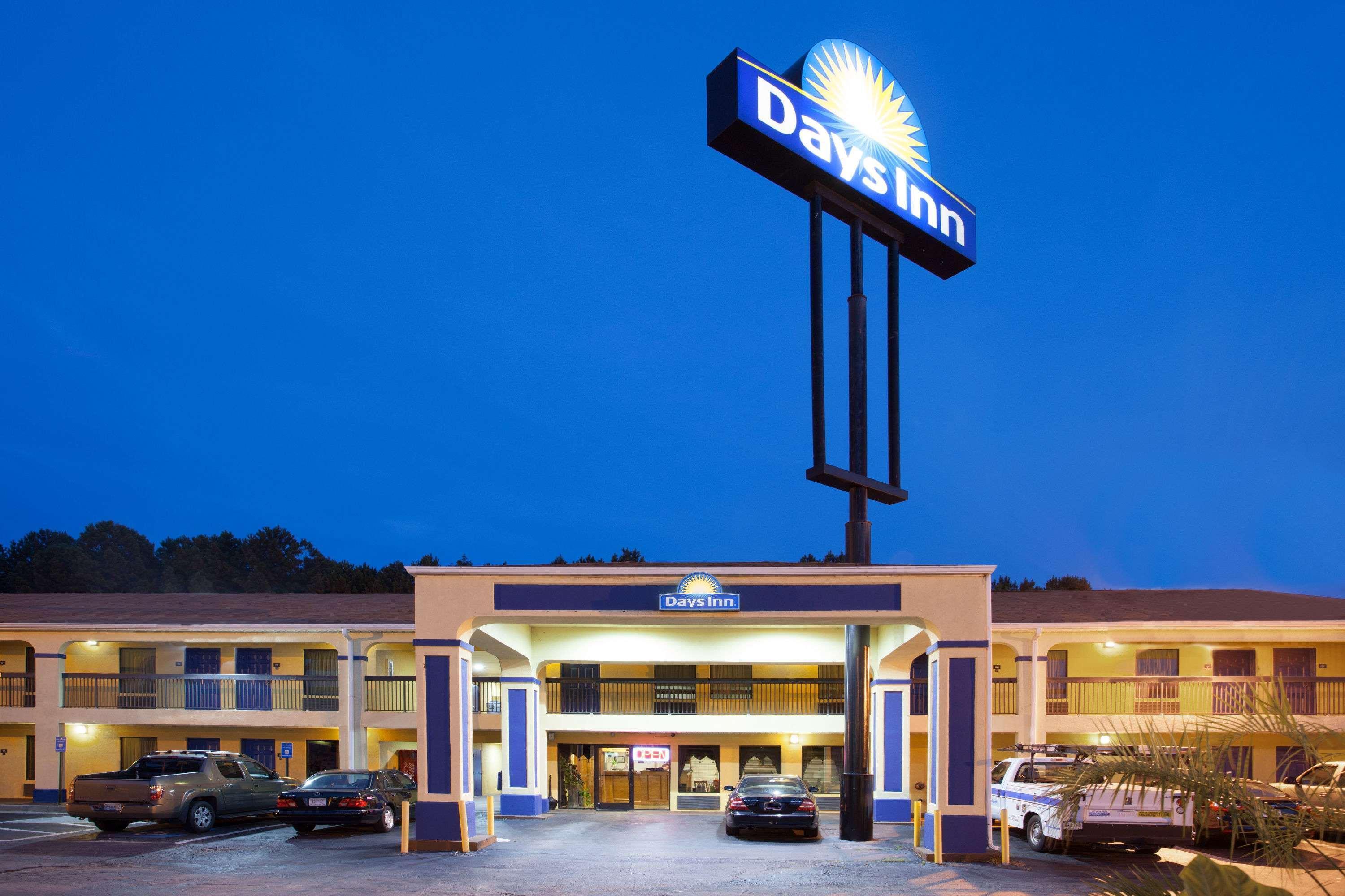 Days Inn By Wyndham Covington Exterior photo